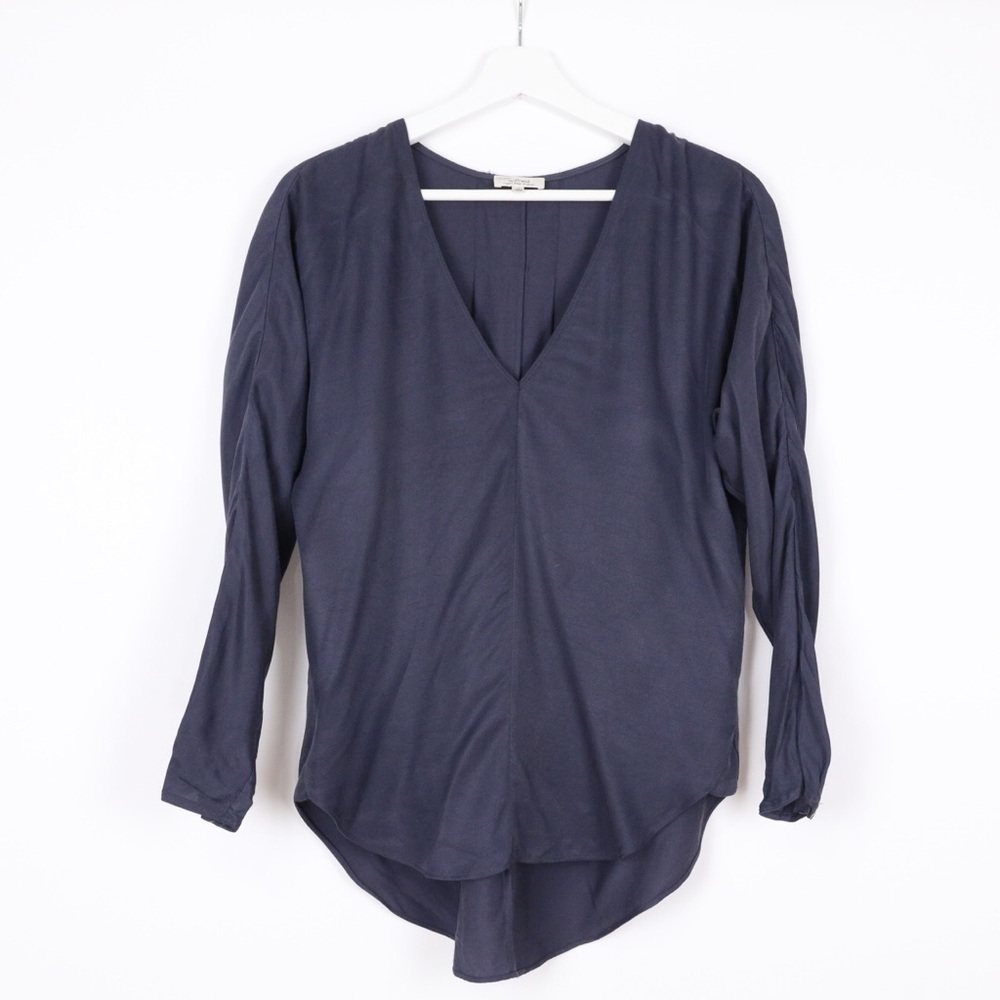 Wilfred V-Neck Blouse